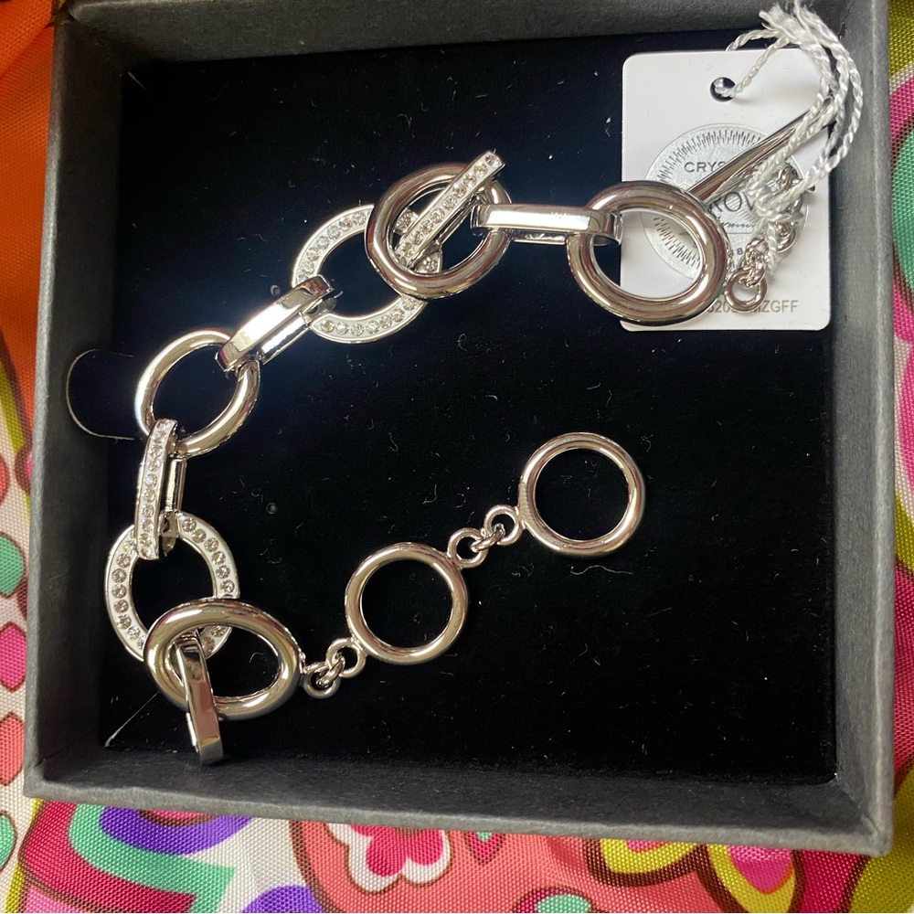 Nic & Syd Bracelet made with Swarovski crystals